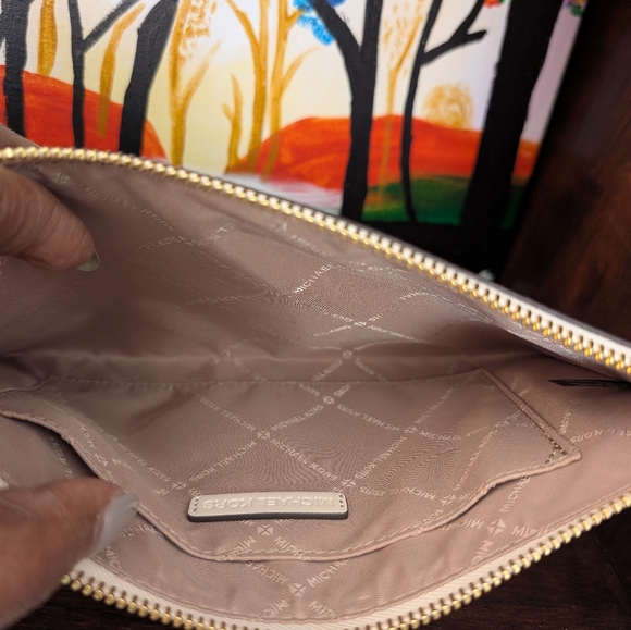 Michael Kors Black and Cream Snake Print Wristlet - Picture 3 of 3